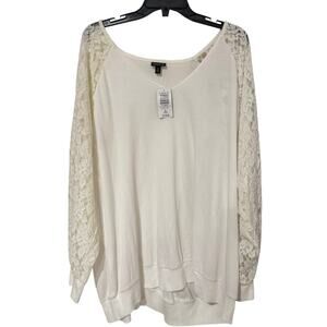 Torrid White Long Sleeve Blouse Size 3 NWT